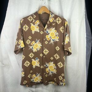 Tommy Bahama Camp Collar Hawaiian Shirt